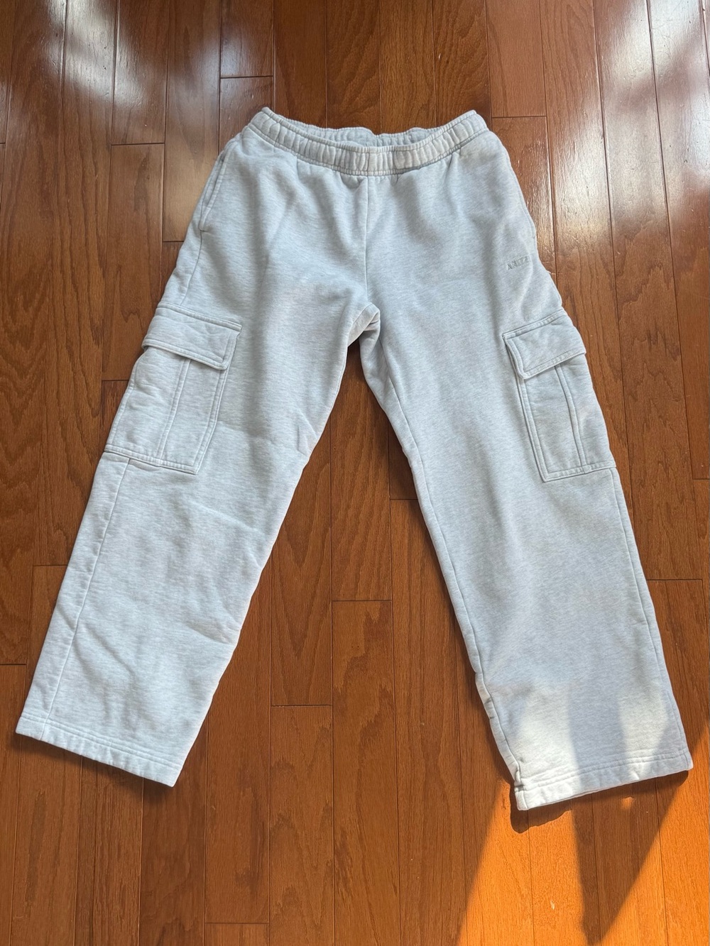 Aritzia Sweatfleece Cozy Fleece Sweatpants - Light Gray - Picture 2 of 4